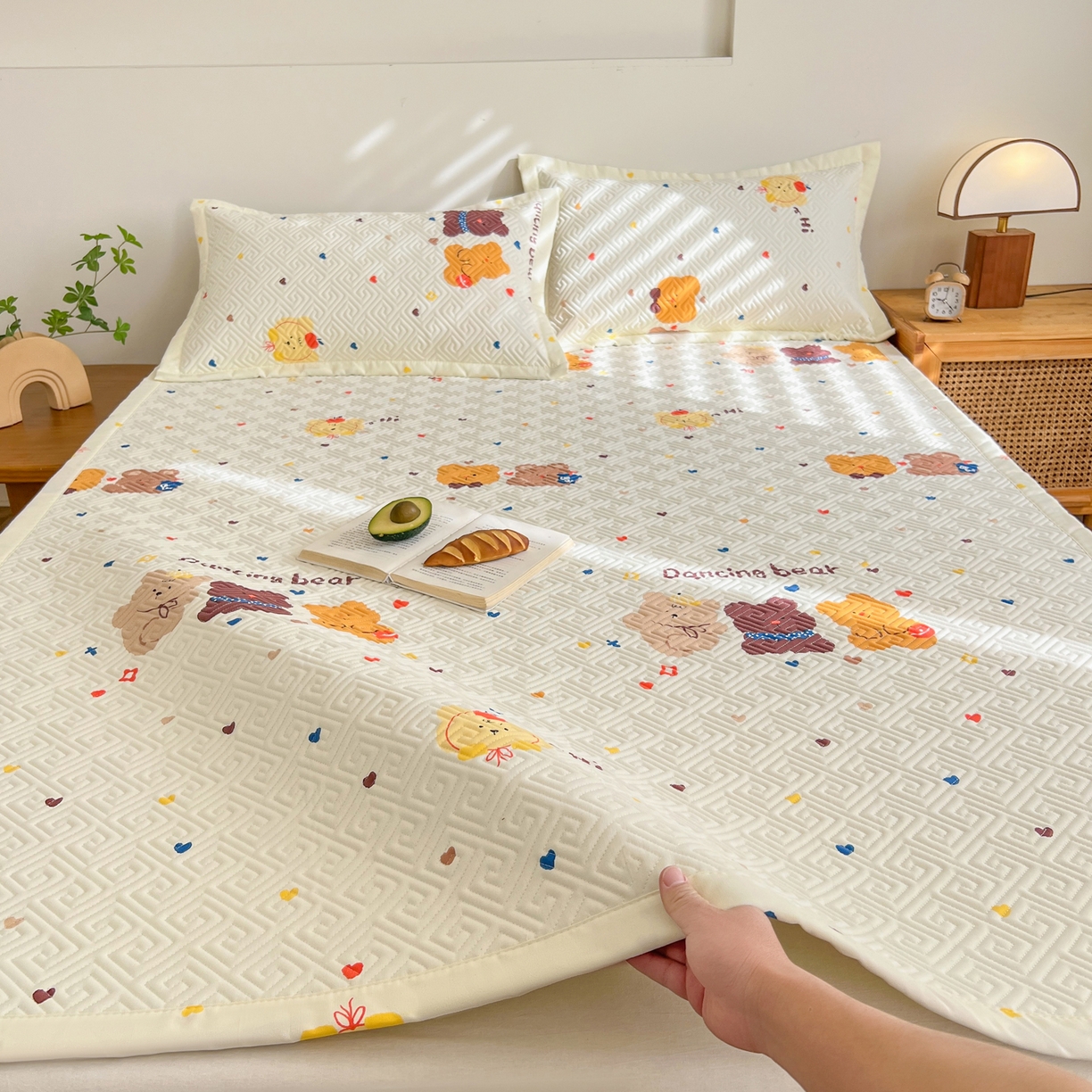 91家纺网 家纺一手货源 找家纺 金泰莱 2026新款老粗布床盖床垫大床 床盖 bear熊