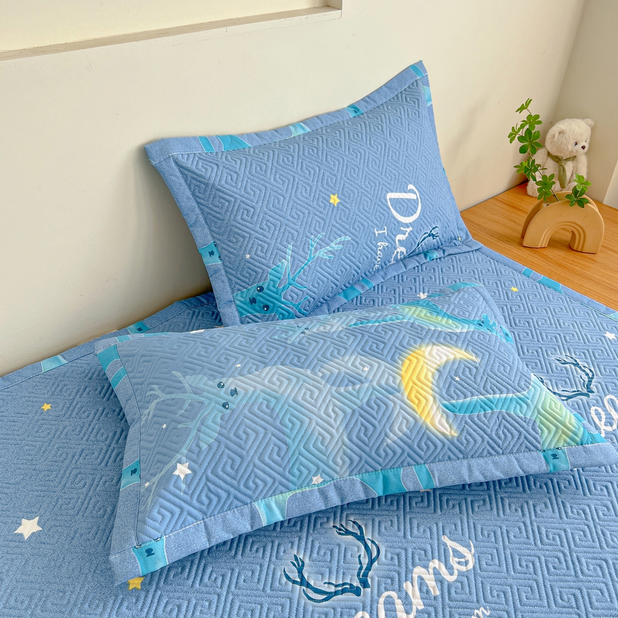 91家纺网 家纺一手货源 找家纺 金泰莱 2026新款老粗布床盖床垫大床 床盖 梦幻小鹿