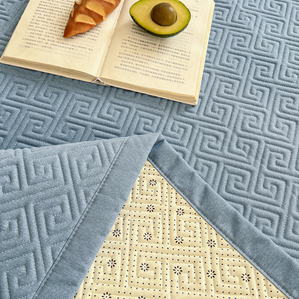 91家纺网 家纺一手货源 找家纺 金泰莱 2026新款老粗布床盖床垫大床 床盖 偶遇