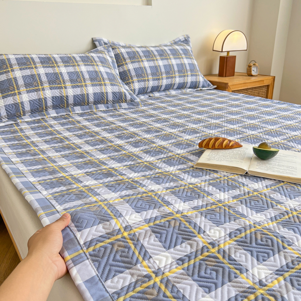 91家纺网 家纺一手货源 找家纺 金泰莱 2026新款老粗布床盖床垫大床 床盖 简兮蓝