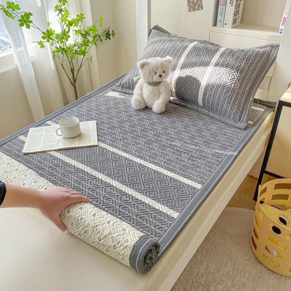 91家纺网 家纺一手货源 找家纺 （总）金泰莱 2026新款老粗布床盖床垫学生床