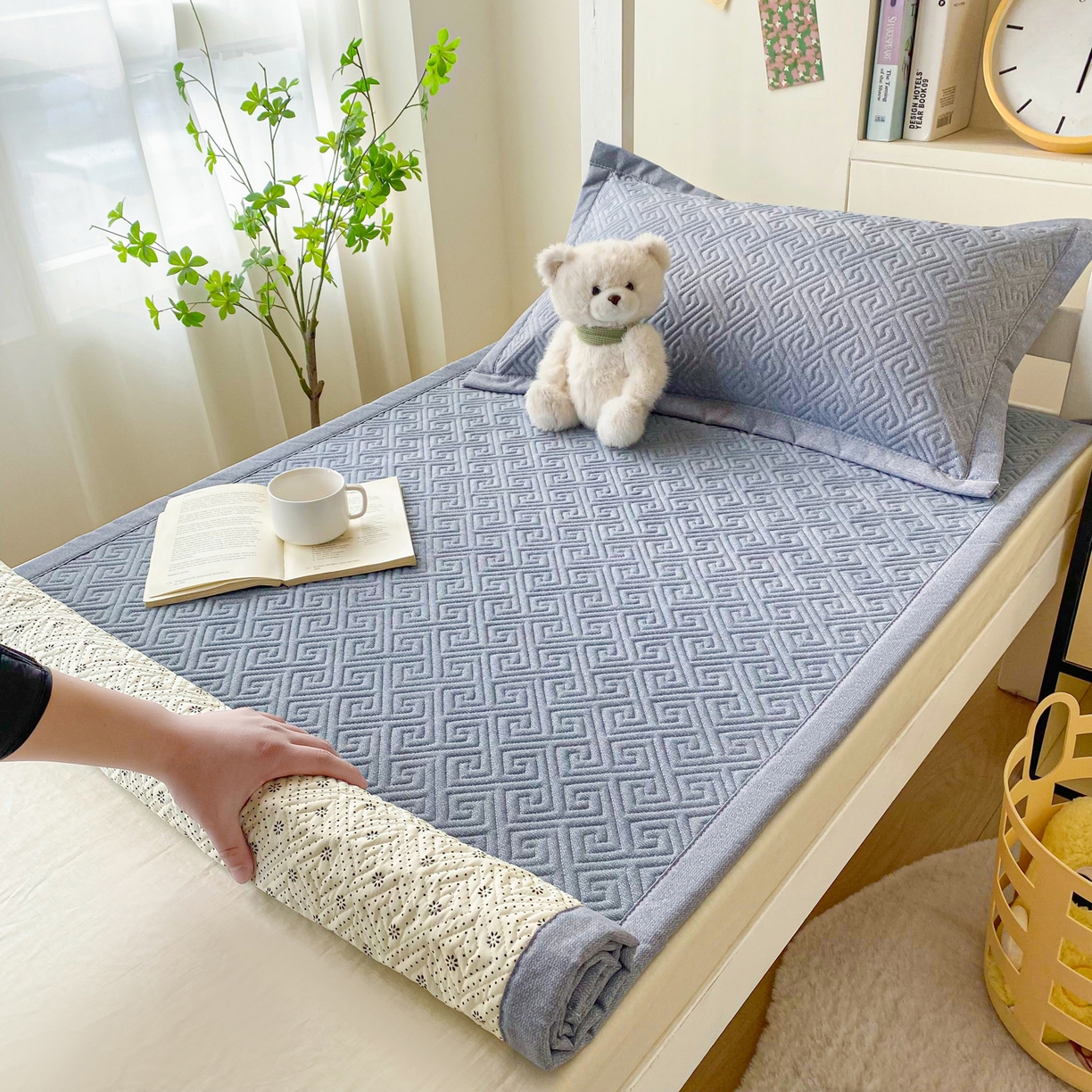 91家纺网 家纺一手货源 找家纺 （总）金泰莱 2026新款老粗布床盖床垫学生床