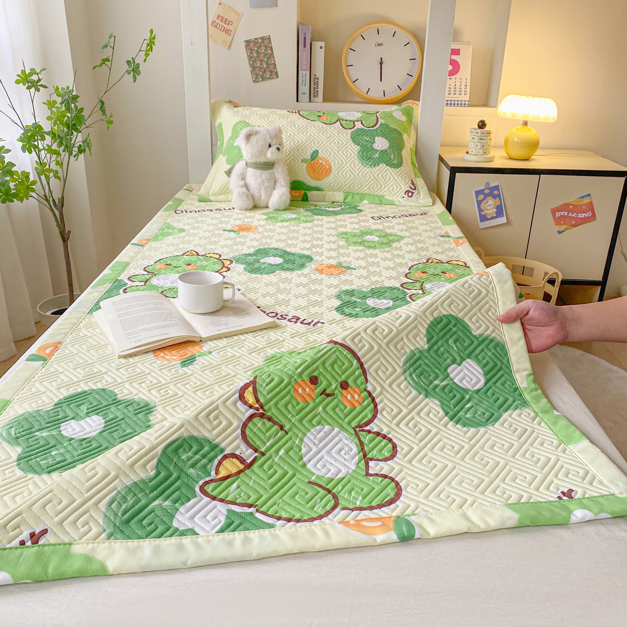 91家纺网 家纺一手货源 找家纺 金泰莱 2026新款老粗布床盖床垫学生床 床盖 兮心