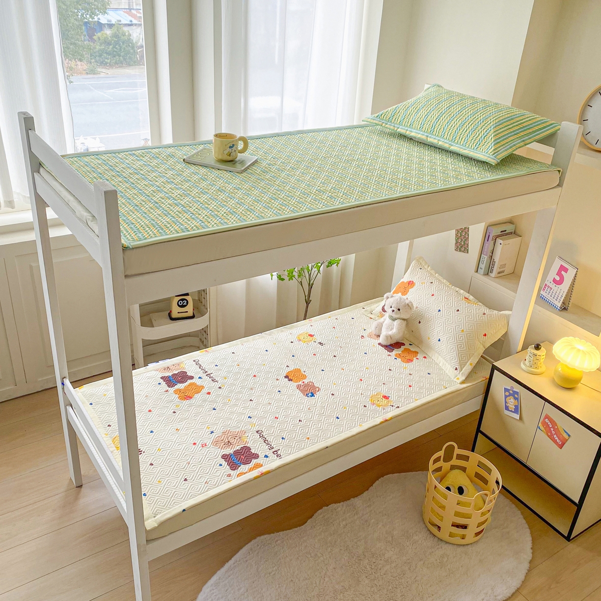 91家纺网 家纺一手货源 找家纺 金泰莱 2026新款老粗布床盖床垫学生床 床盖 bear熊