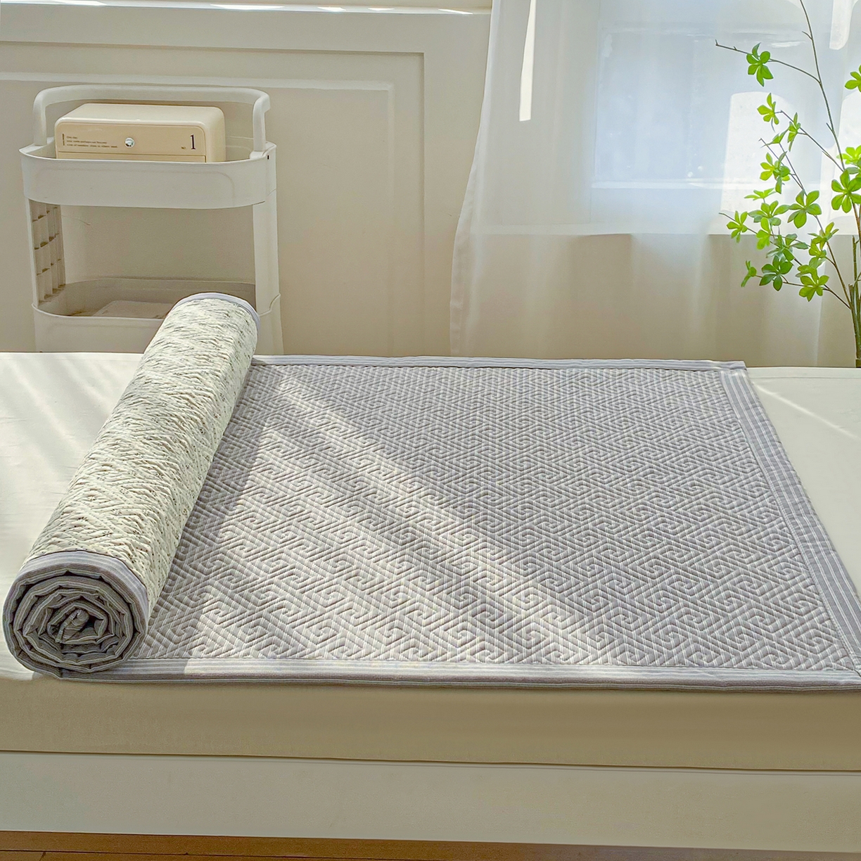 91家纺网 家纺一手货源 找家纺 金泰莱 2026新款老粗布床盖床垫学生床 床盖 条纹灰