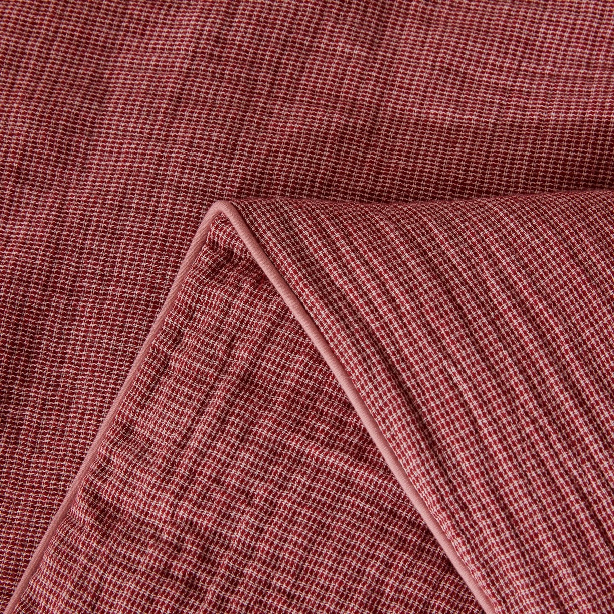 91家纺网 家纺一手货源 找家纺 乐家毛巾被（工厂自产自销） 2026新款A类新疆长绒棉色织提花双层纱千鸟格系列夏被 玫红