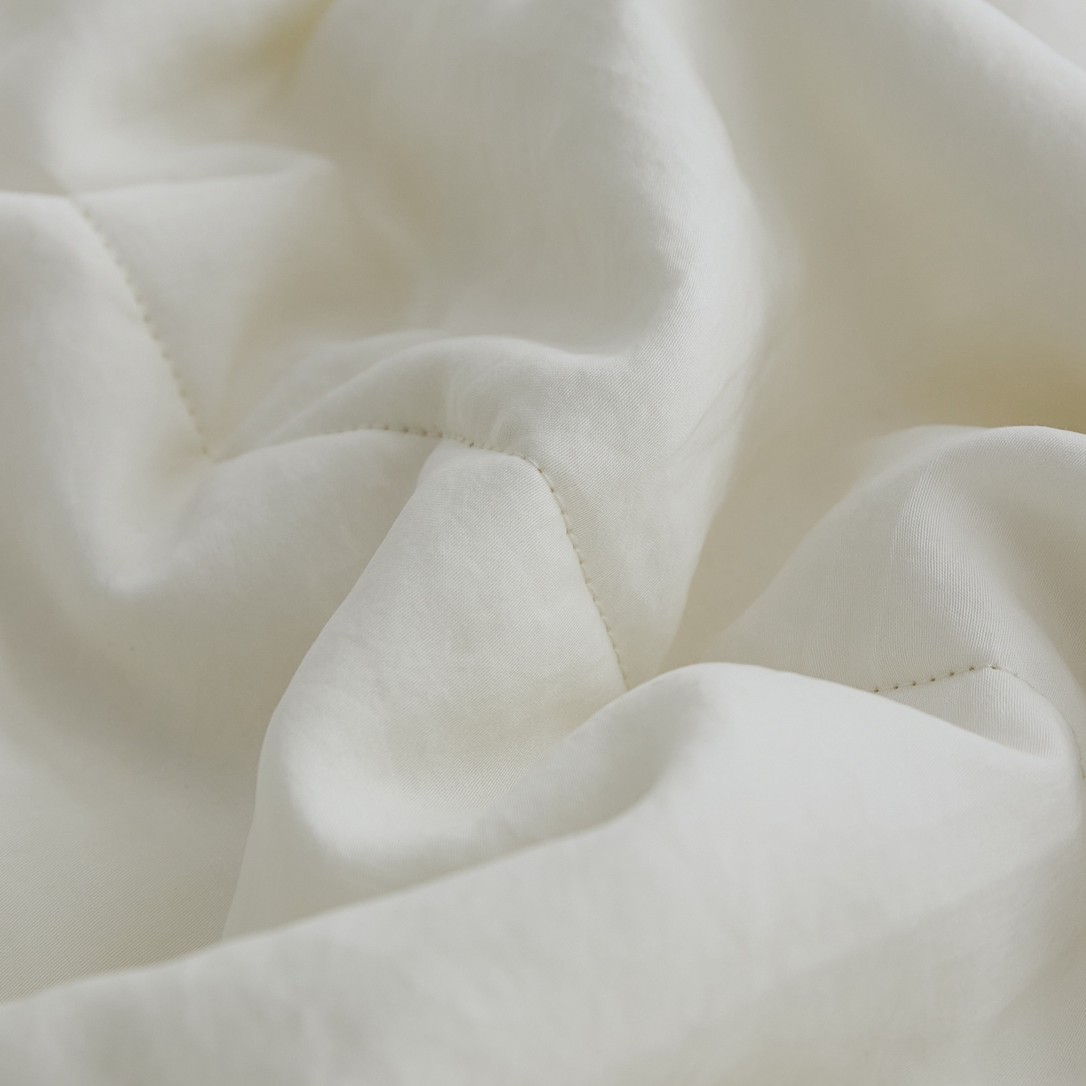 91家纺网 家纺一手货源 找家纺 禧禾 2026新款60支兰精柔洗天丝冰蚕夏被夏凉被空调被-素禾 香草白