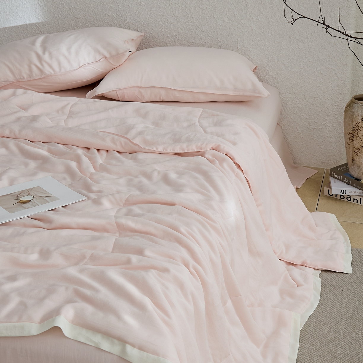 91家纺网 家纺一手货源 找家纺 禧禾 2026新款60支兰精柔洗天丝冰蚕夏被夏凉被空调被-素禾 奶昔粉