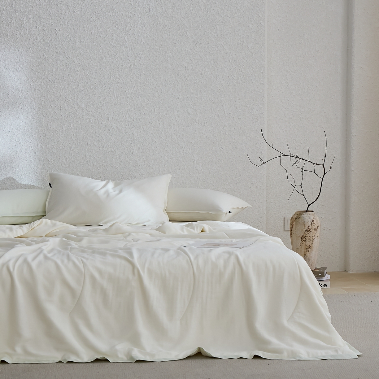 91家纺网 家纺一手货源 找家纺 禧禾 2026新款60支兰精柔洗天丝冰蚕夏被夏凉被空调被-素禾 香草白