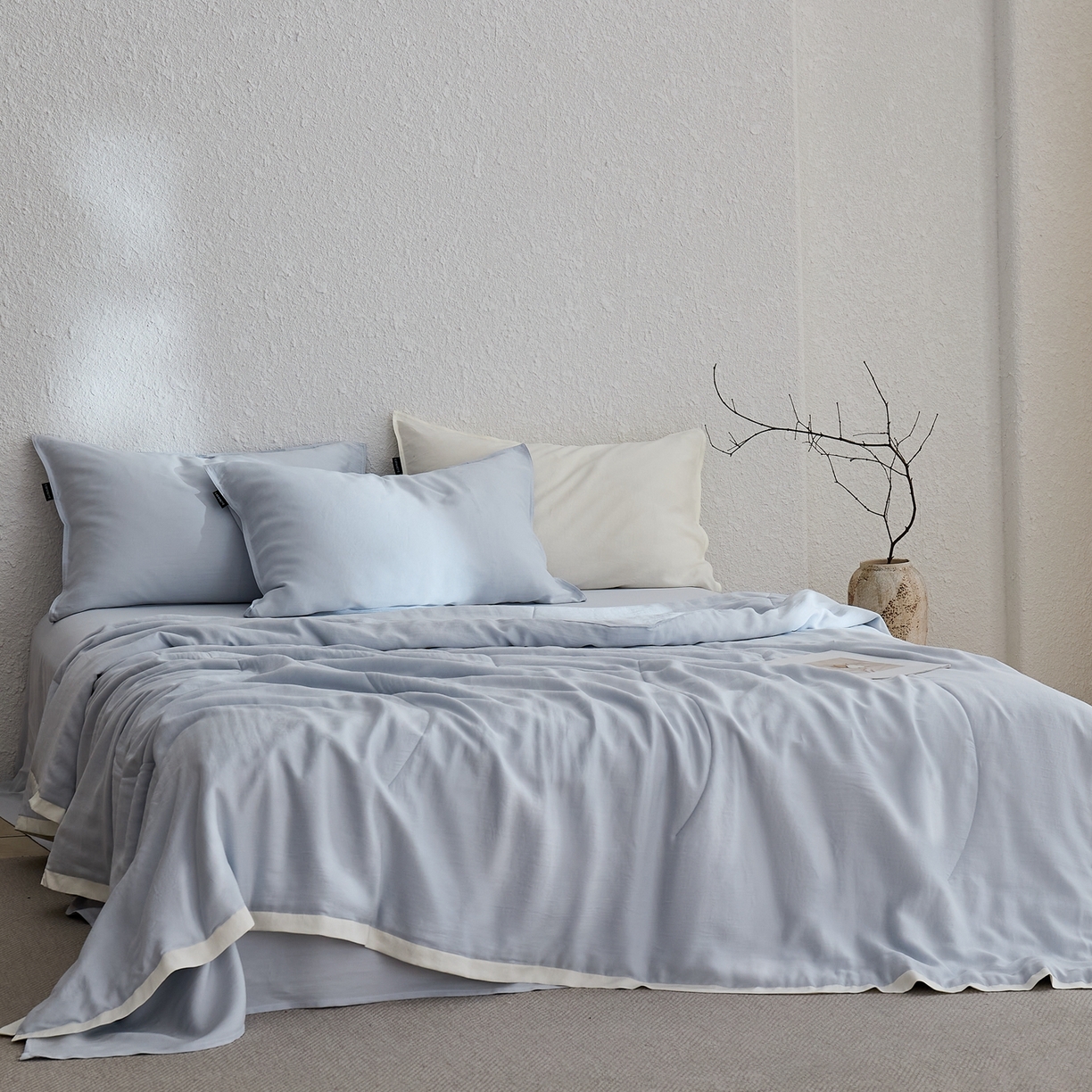 91家纺网 家纺一手货源 找家纺 禧禾 2026新款60支兰精柔洗天丝冰蚕夏被夏凉被空调被-素禾 微风蓝