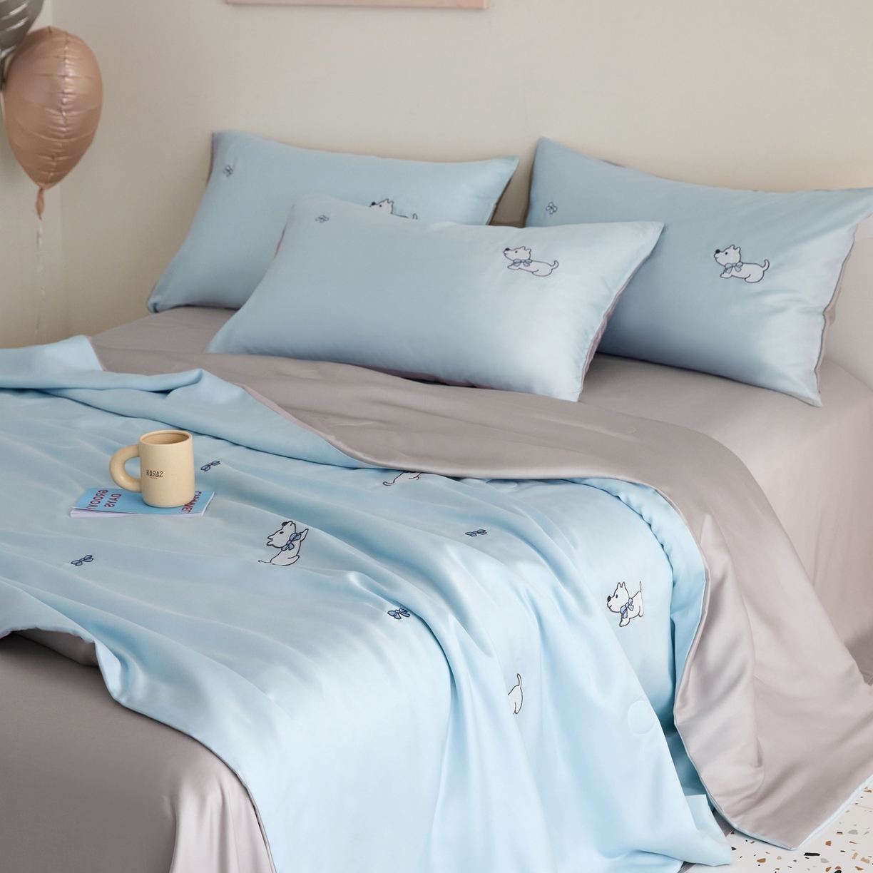 91家纺网 家纺一手货源 找家纺 花愿（原花纪） 2026新款水洗冰丝刺绣夏被夏凉被空调被-爱彼 爱彼-天空蓝+山灰