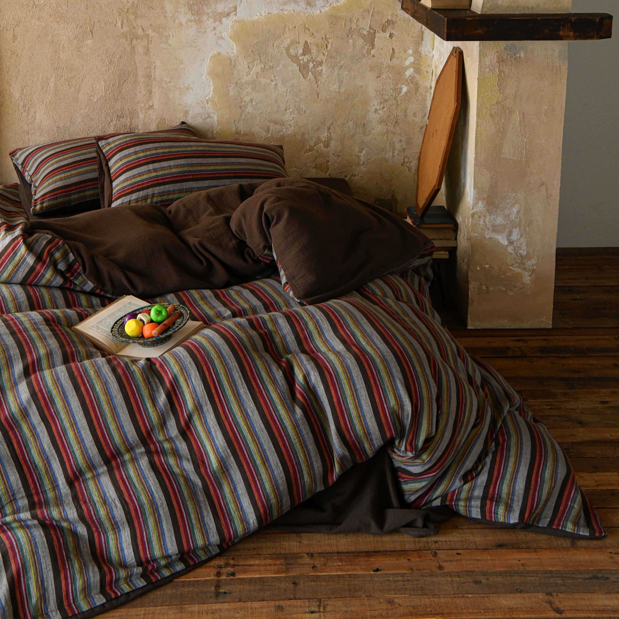 91家纺网 家纺一手货源 找家纺 （总）山舍家居 2026新款全棉纯棉色织中古纱布条纹四件套布里斯托