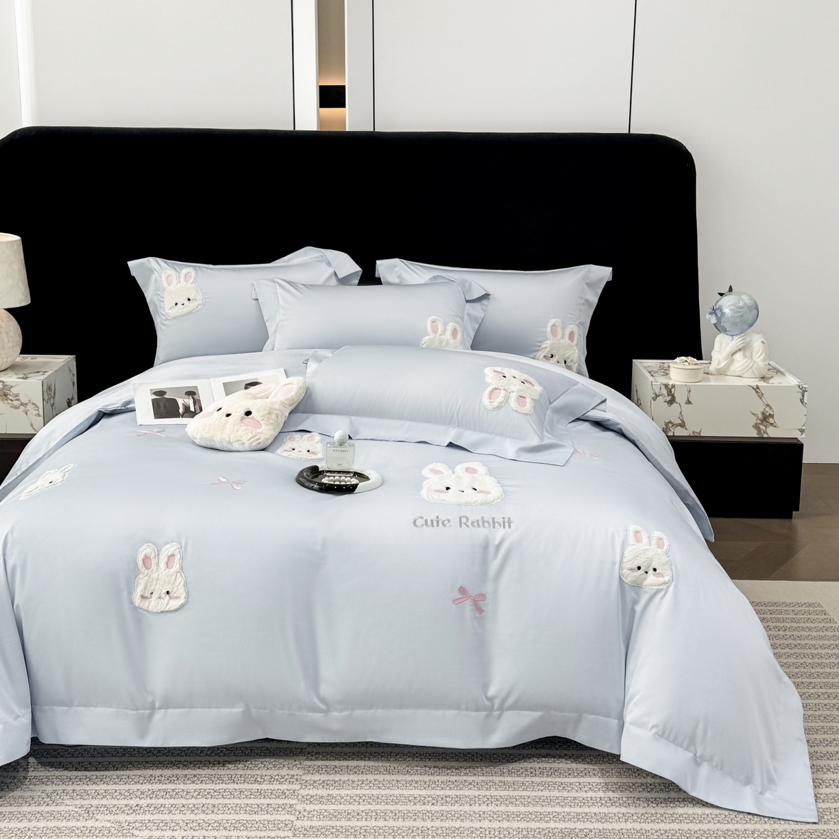 91家纺网 家纺一手货源 找家纺 星蕴家纺 2026新款卡通长绒棉纯棉绣花四件套-甜心小兔 甜心小兔-天空蓝