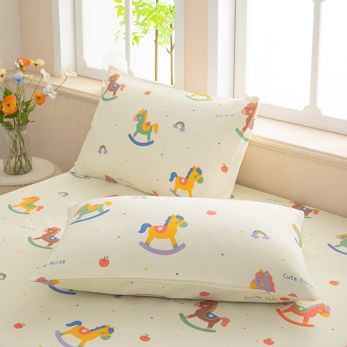 91家纺网 家纺一手货源 找家纺 帛洵家纺 2026新款A类原棉细纱印花老粗布凉席床单 童心木马