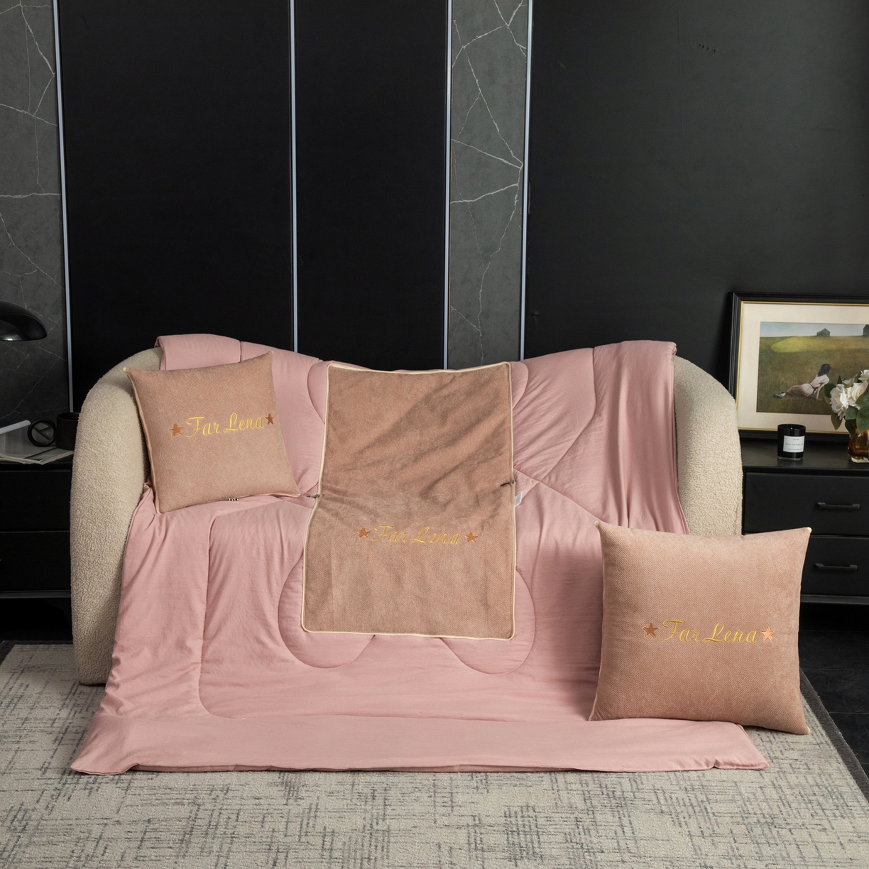 91家纺网 家纺一手货源 找家纺 雷娜家居 2026新款刺绣抱枕被简尚系列 简尚-粉黛