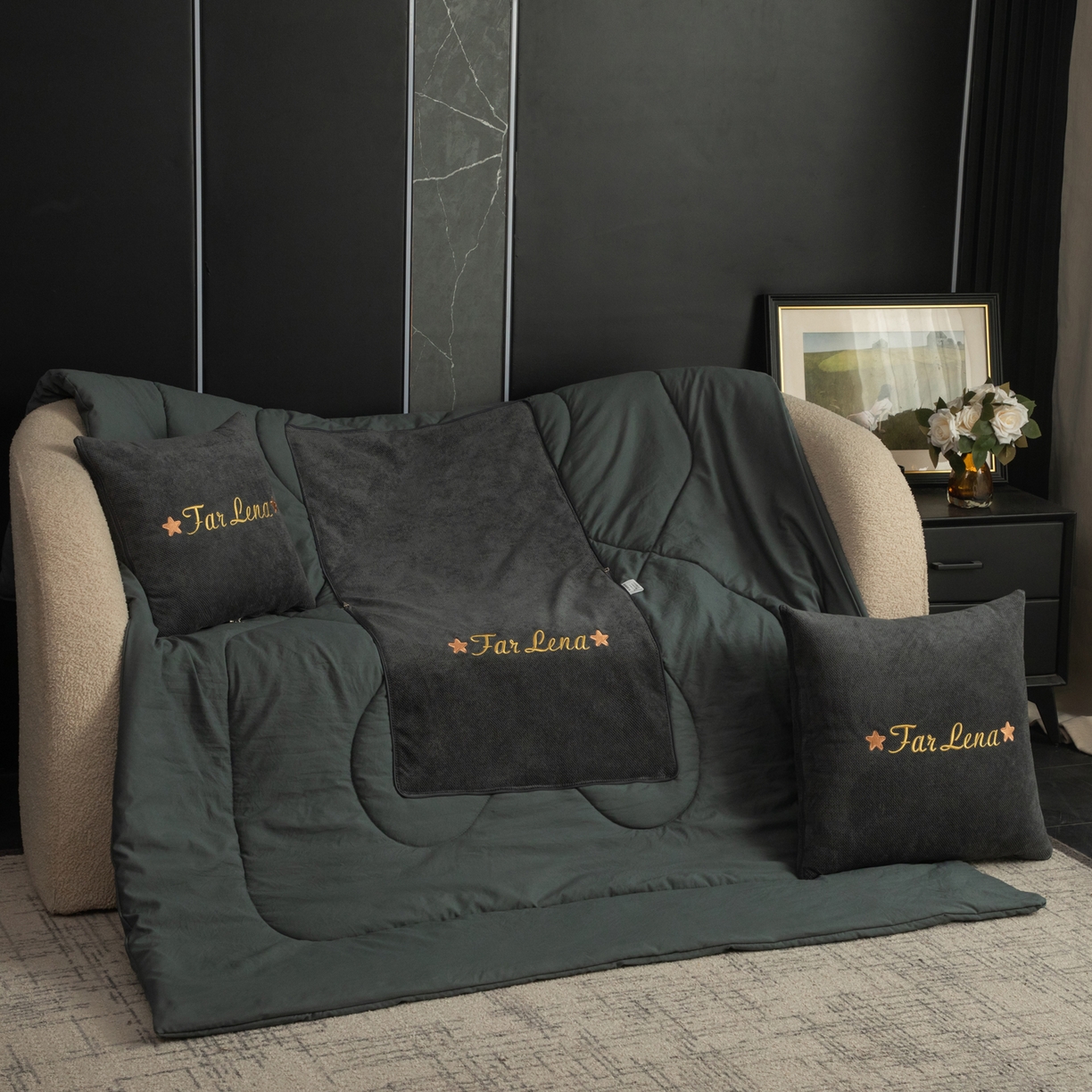 91家纺网 家纺一手货源 找家纺 雷娜家居 2026新款刺绣抱枕被简尚系列 简尚-简约灰