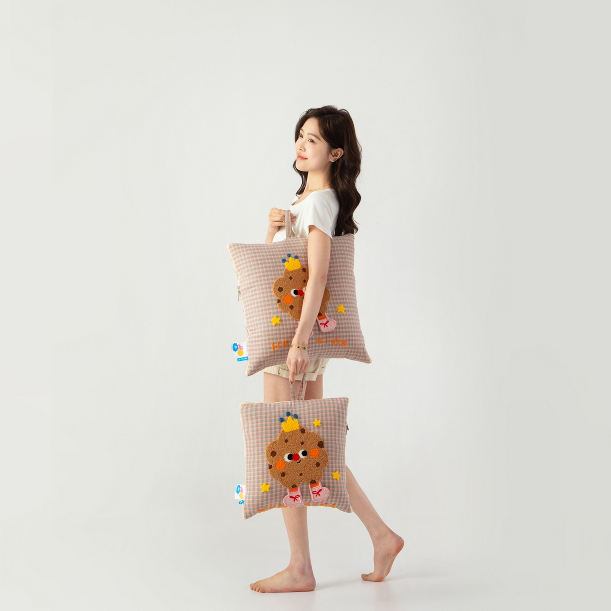 91家纺网 家纺一手货源 找家纺 （总）雷娜家居 2026新款升级款皇冠饼干抱枕被