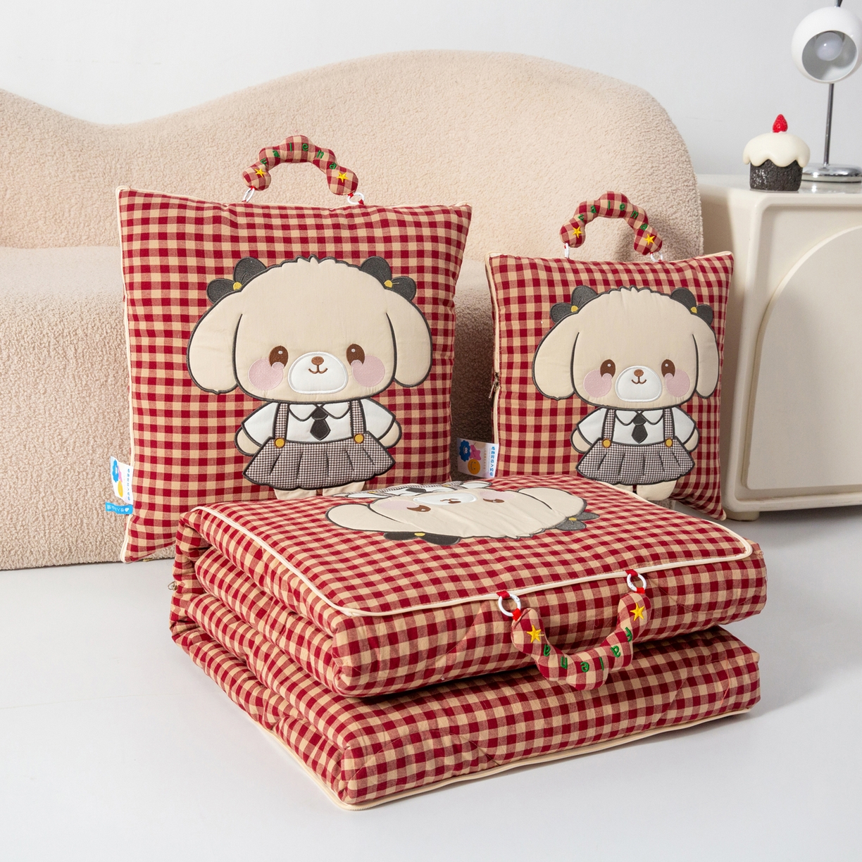 91家纺网 家纺一手货源 找家纺 （总）雷娜家居 2026新款全棉纯棉色织羞羞狗抱枕被