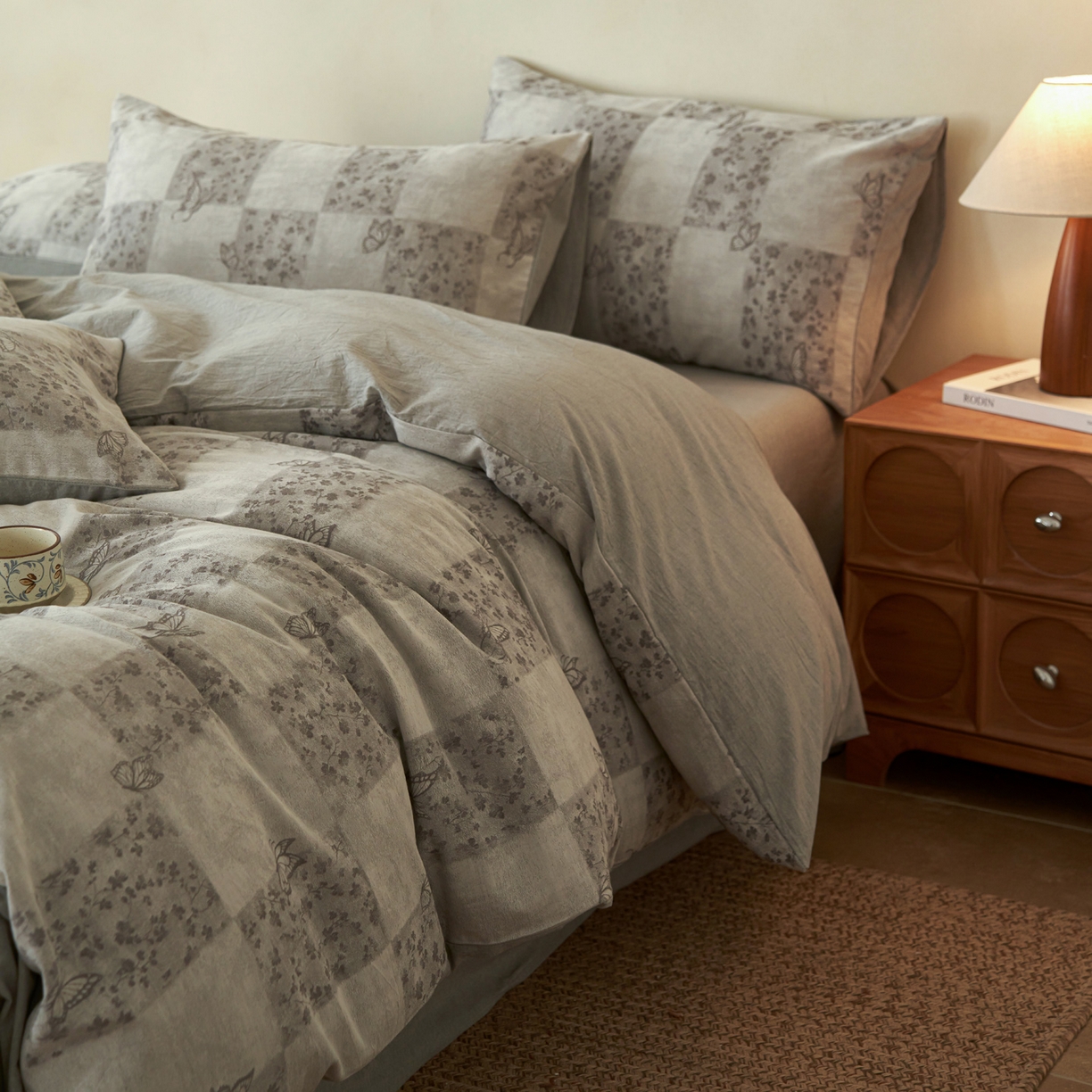 91家纺网 家纺一手货源 找家纺 如一 2026春夏新款色织提花全棉纯棉水洗棉四件套 蝶漫-灰