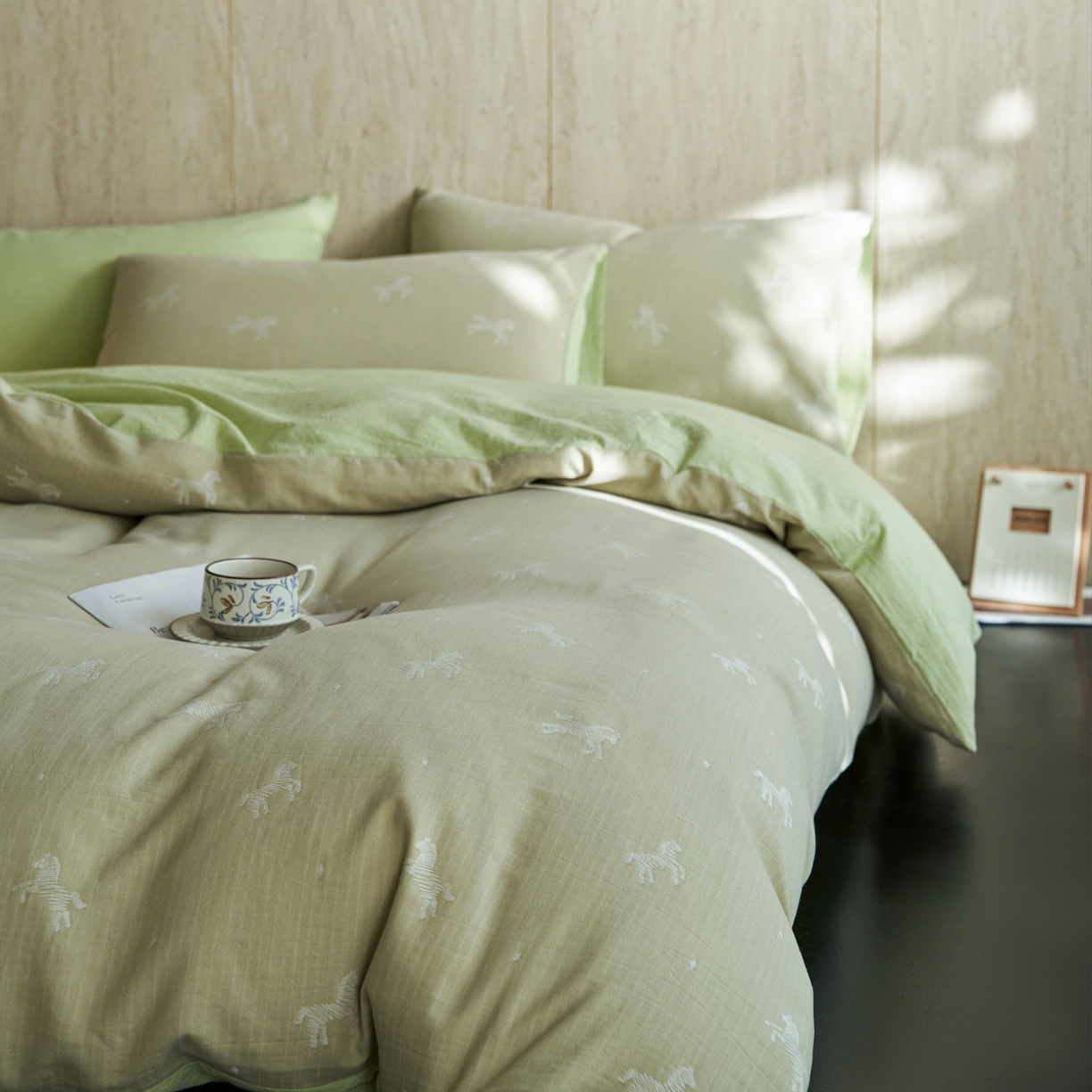 91家纺网 家纺一手货源 找家纺 如一 2026春夏新款色织提花全棉纯棉水洗棉四件套 骏影-绿