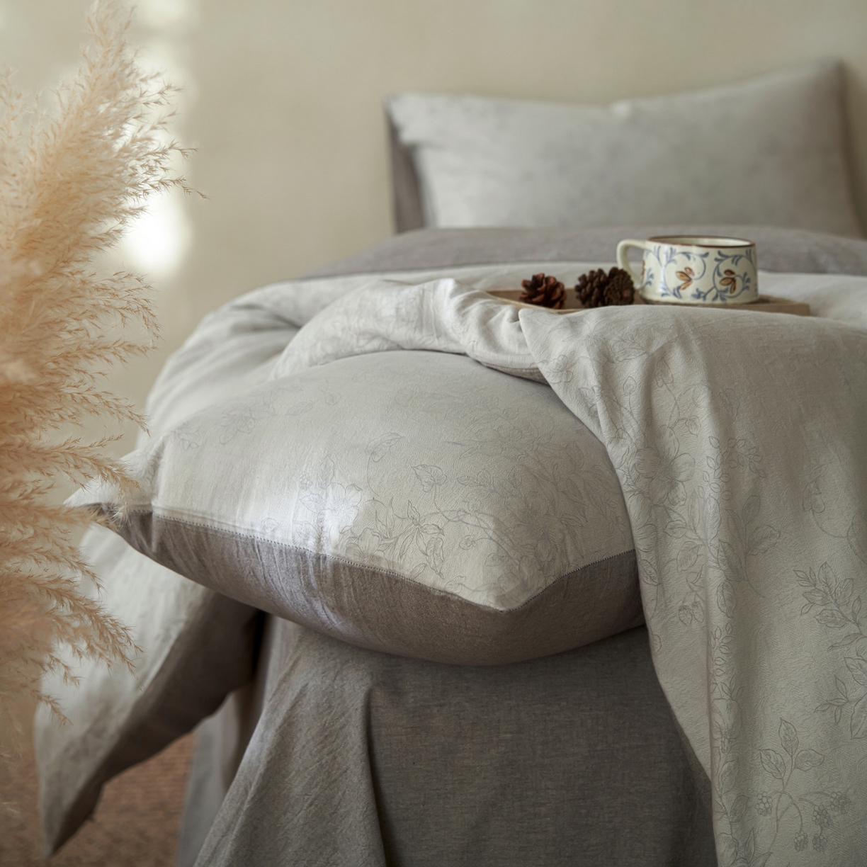 91家纺网 家纺一手货源 找家纺 如一 2026春夏新款色织提花全棉纯棉水洗棉四件套 花忆-灰