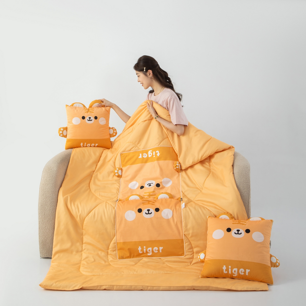 91家纺网 家纺一手货源 找家纺 （总）雷娜家居 2026新款四季款萌宠系列抱枕被