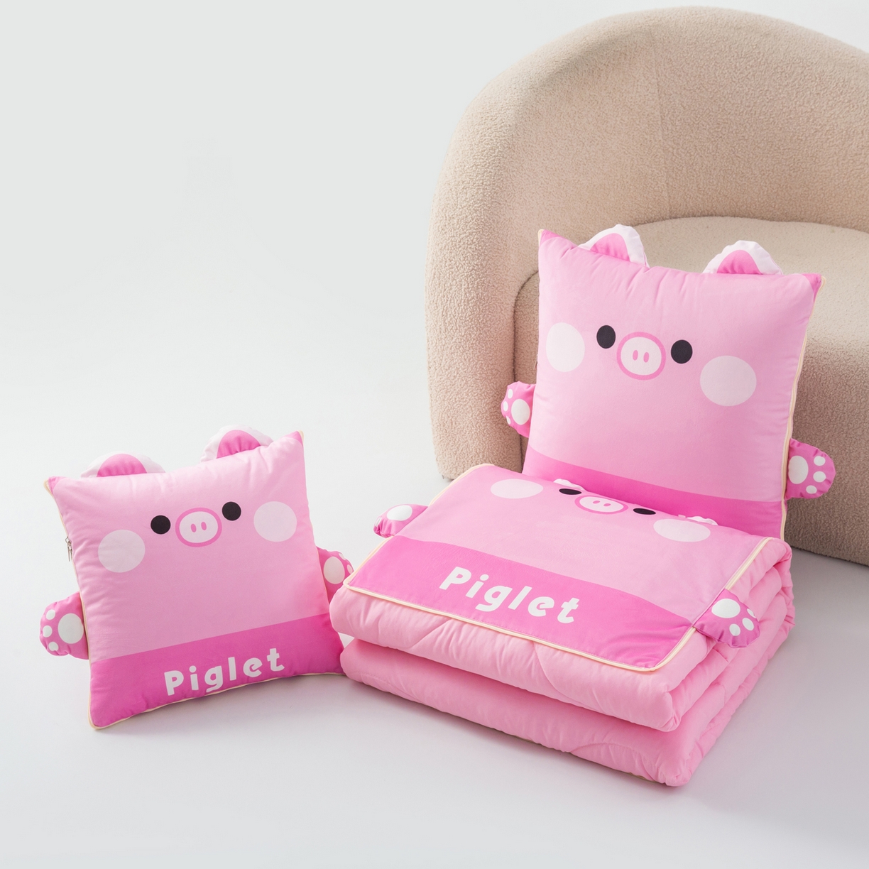 91家纺网 家纺一手货源 找家纺 雷娜家居 2026新款四季款萌宠系列抱枕被 萌萌猪