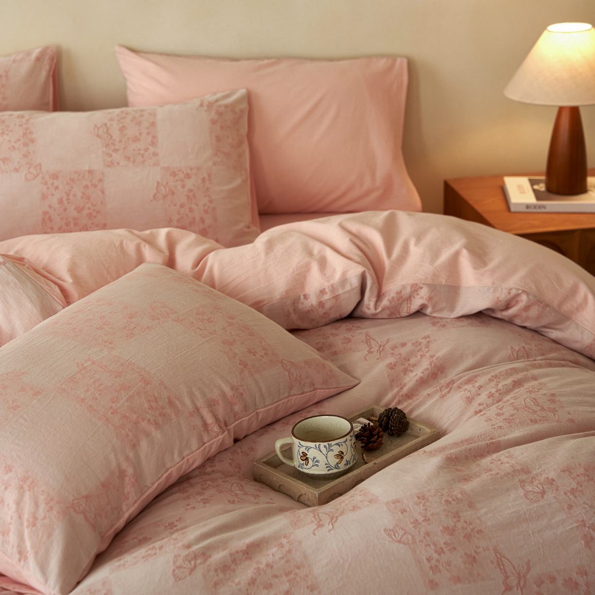 91家纺网 家纺一手货源 找家纺 如一 2026春夏新款色织提花全棉纯棉水洗棉四件套 蝶漫-粉