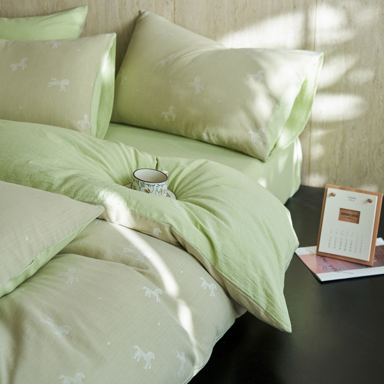 91家纺网 家纺一手货源 找家纺 如一 2026春夏新款色织提花全棉纯棉水洗棉四件套 骏影-绿