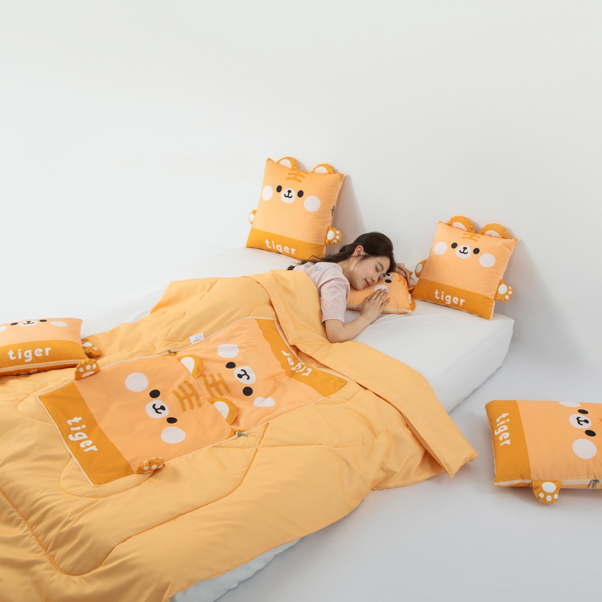 91家纺网 家纺一手货源 找家纺 （总）雷娜家居 2026新款四季款萌宠系列抱枕被