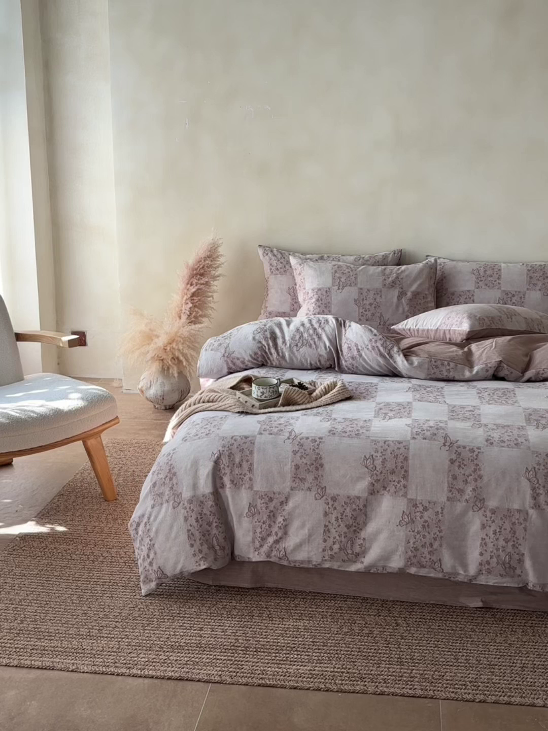 91家纺网 家纺一手货源 找家纺 如一 2026春夏新款色织提花全棉纯棉水洗棉四件套 蝶漫-咖