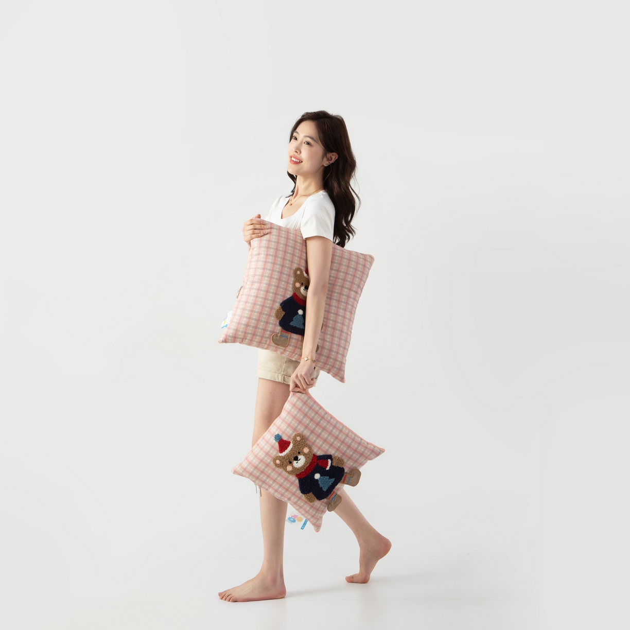 91家纺网 家纺一手货源 找家纺 （总）雷娜家居 2026新款升级款帽子熊抱枕被