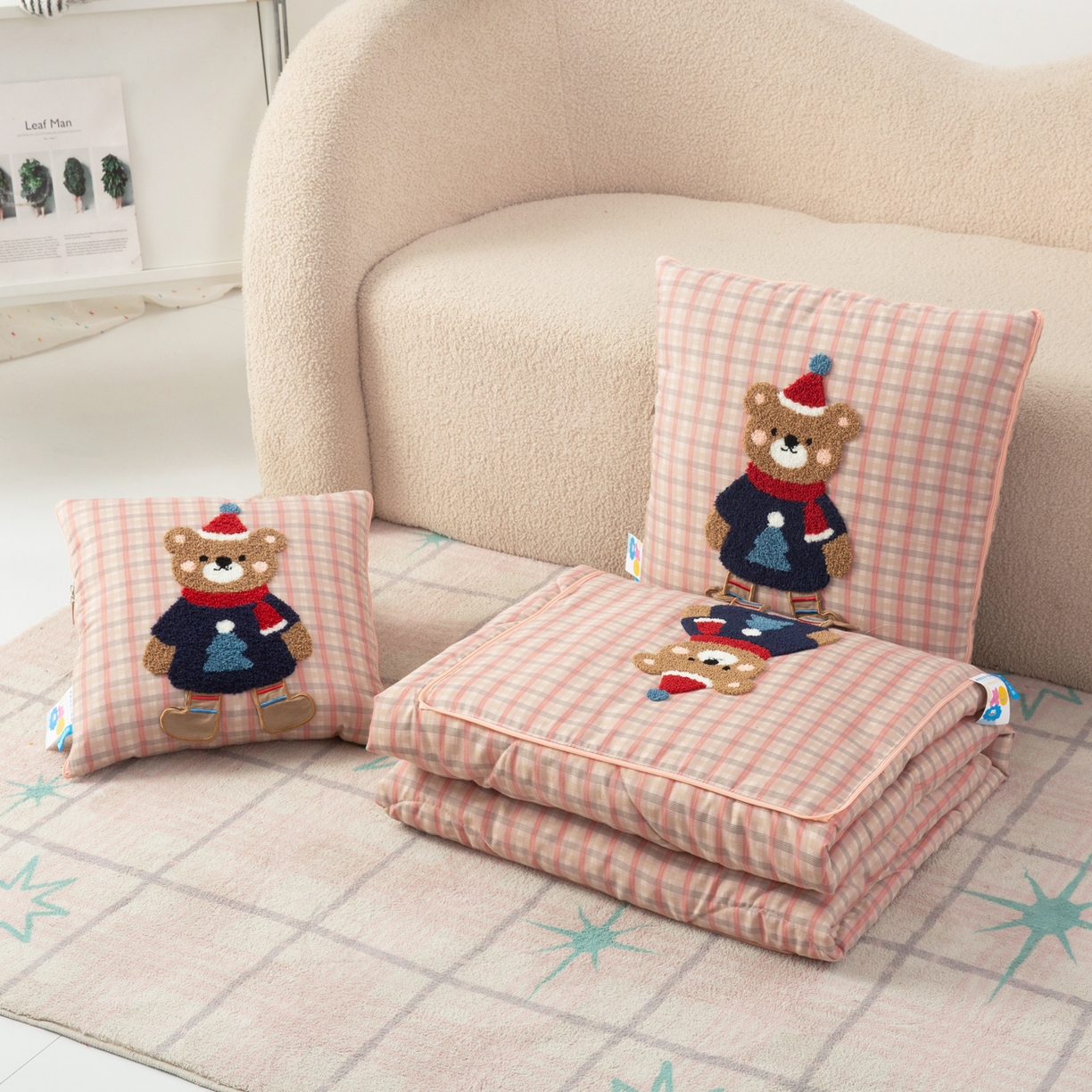 91家纺网 家纺一手货源 找家纺 （总）雷娜家居 2026新款升级款帽子熊抱枕被