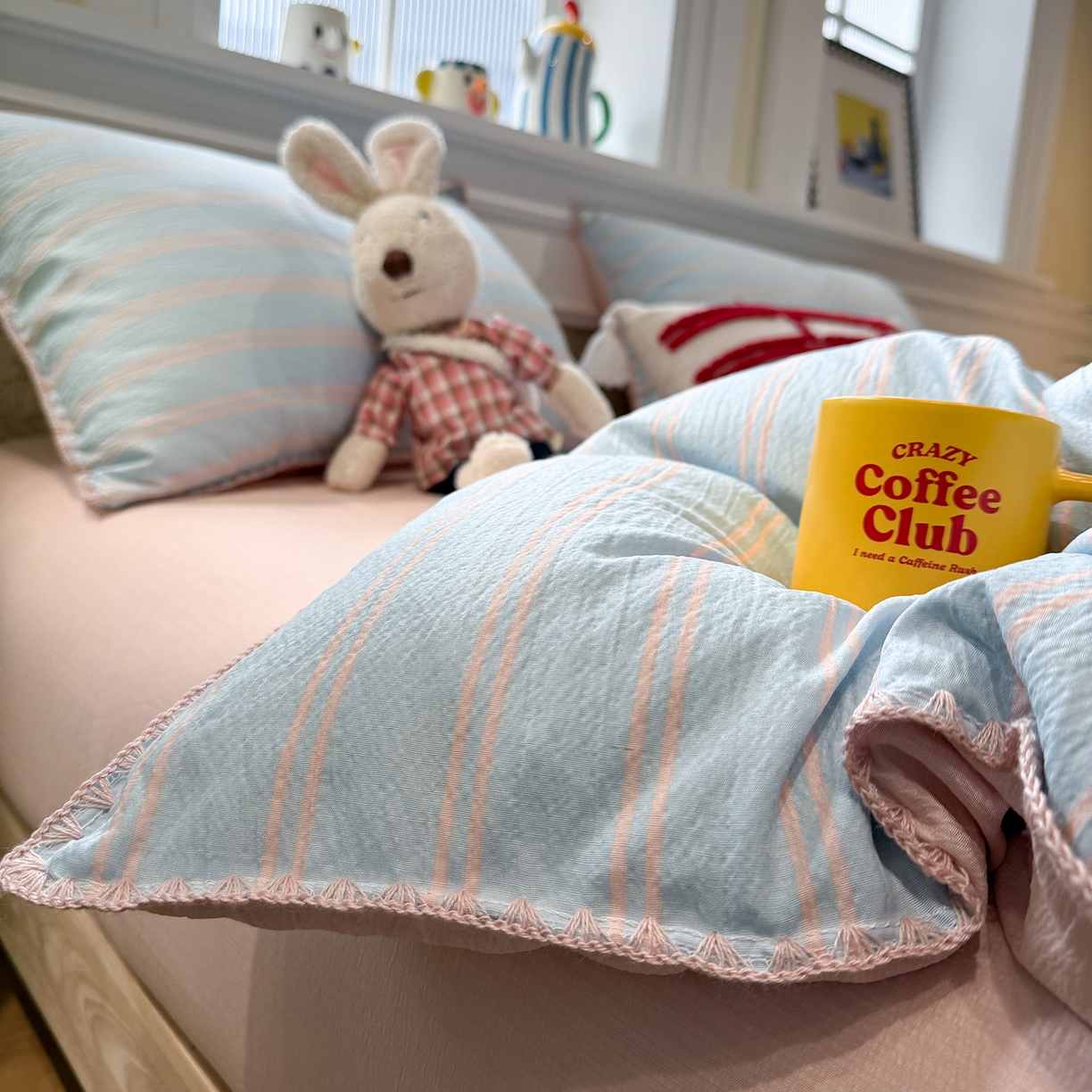 91家纺网 家纺一手货源 找家纺 水墨江南 2026新款条格系列贝壳边三角针四件套 海盐玉