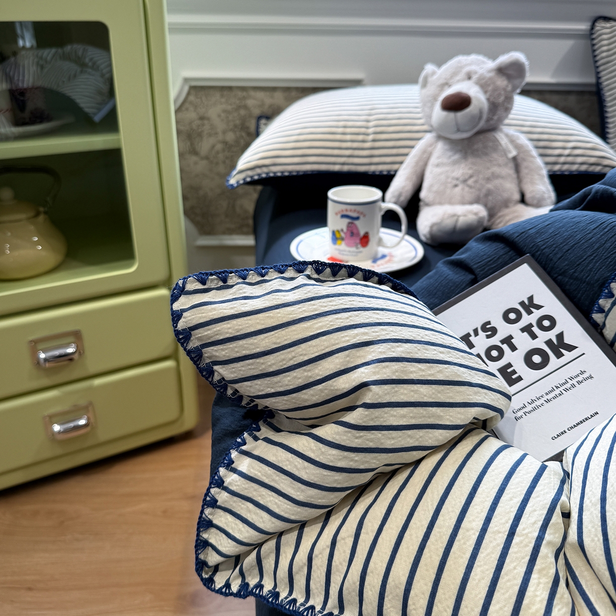 91家纺网 家纺一手货源 找家纺 水墨江南 2026新款条格系列贝壳边三角针四件套 海岸蓝