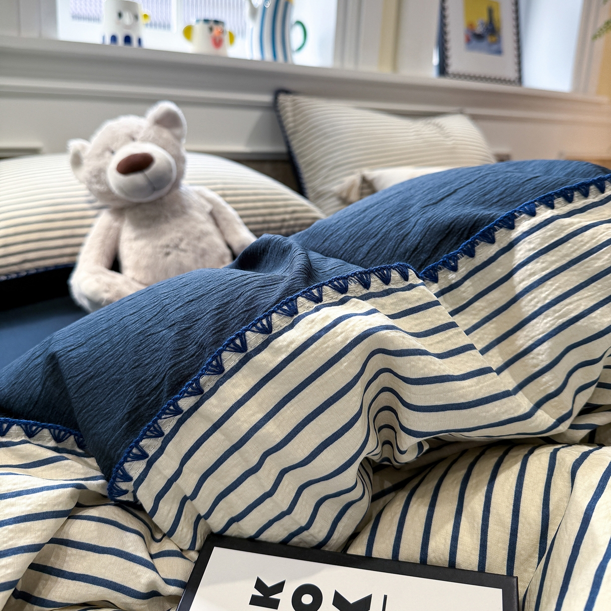 91家纺网 家纺一手货源 找家纺 水墨江南 2026新款条格系列贝壳边三角针四件套 海岸蓝