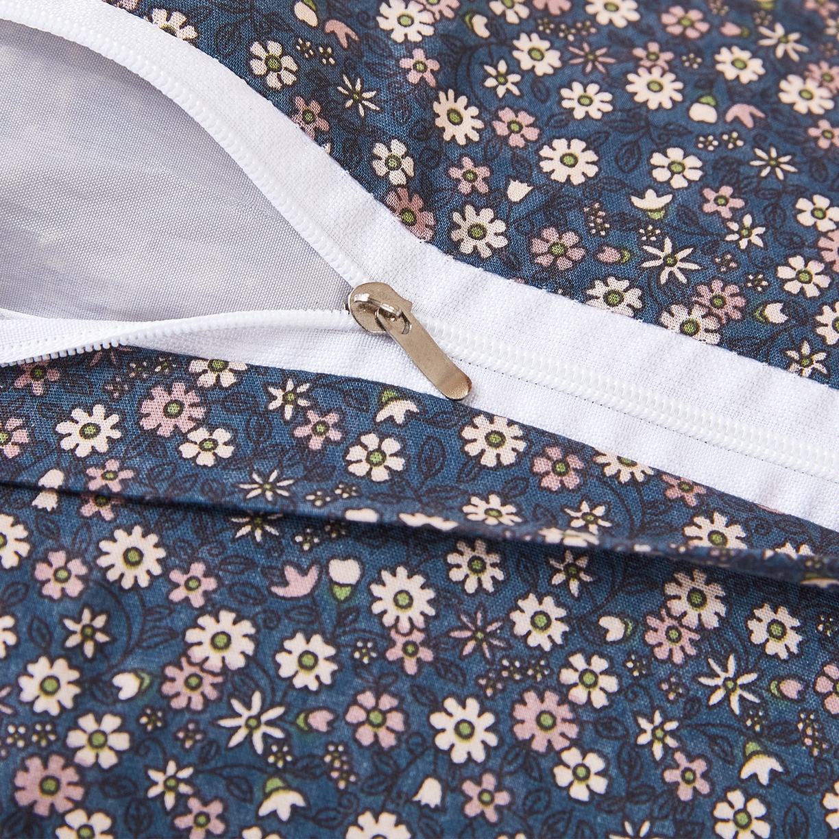 91家纺网 家纺一手货源 找家纺 梦叶草 2026新款全棉萌趣趴睡狗荞麦枕枕头枕芯 趴睡狗-深蓝