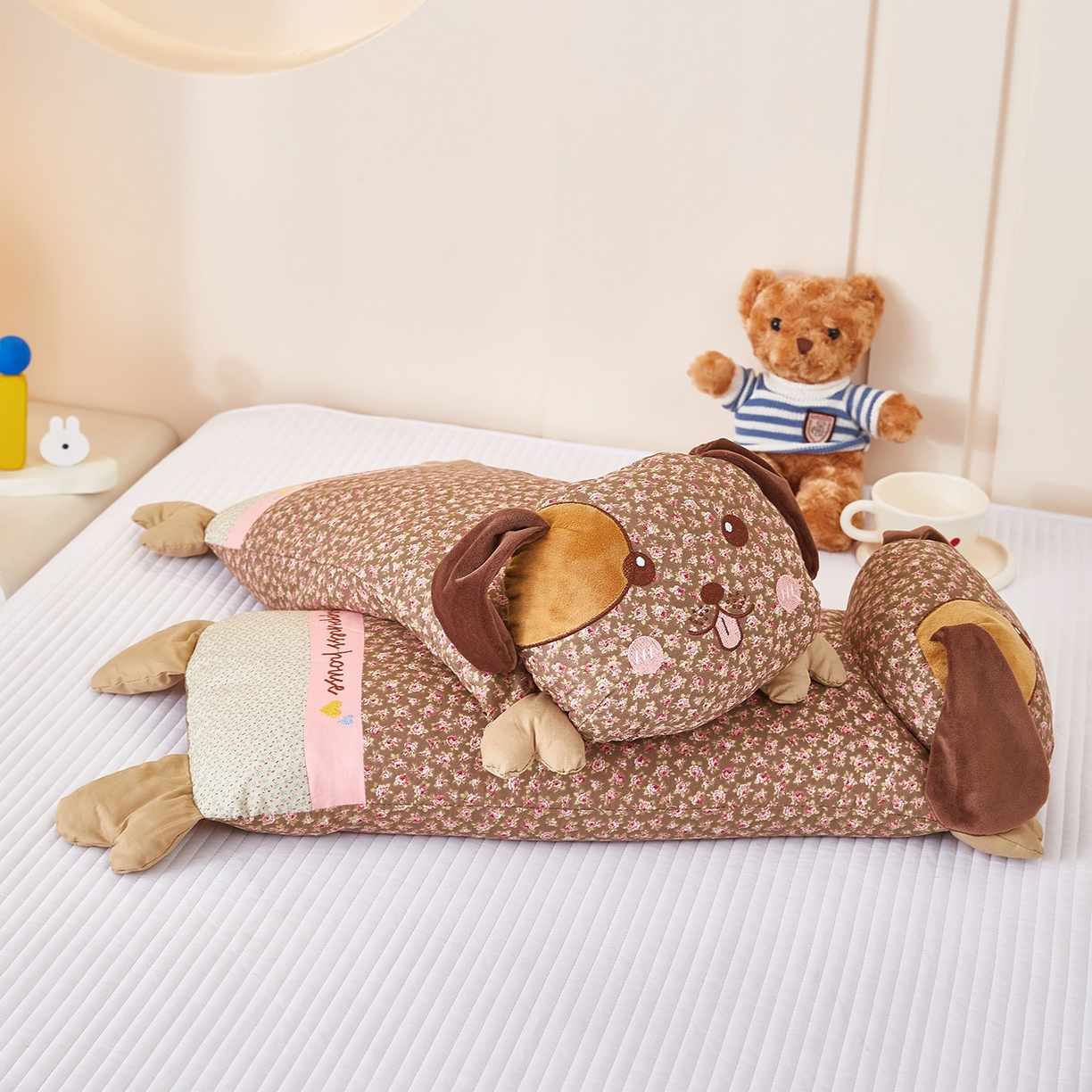 91家纺网 家纺一手货源 找家纺 梦叶草 2026新款全棉萌趣趴睡狗荞麦枕枕头枕芯 趴睡狗-咖色