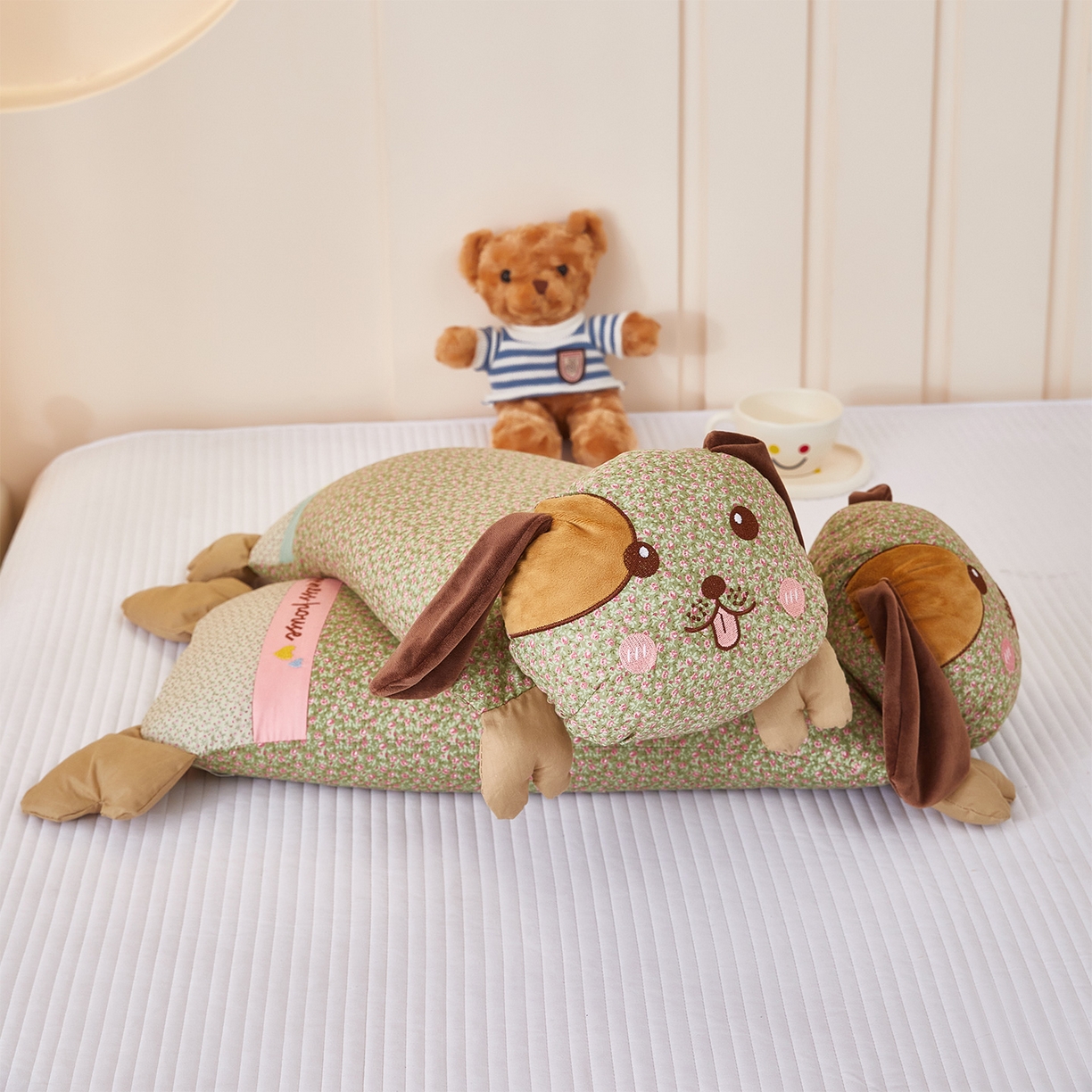 91家纺网 家纺一手货源 找家纺 梦叶草 2026新款全棉萌趣趴睡狗荞麦枕枕头枕芯 趴睡狗-绿色