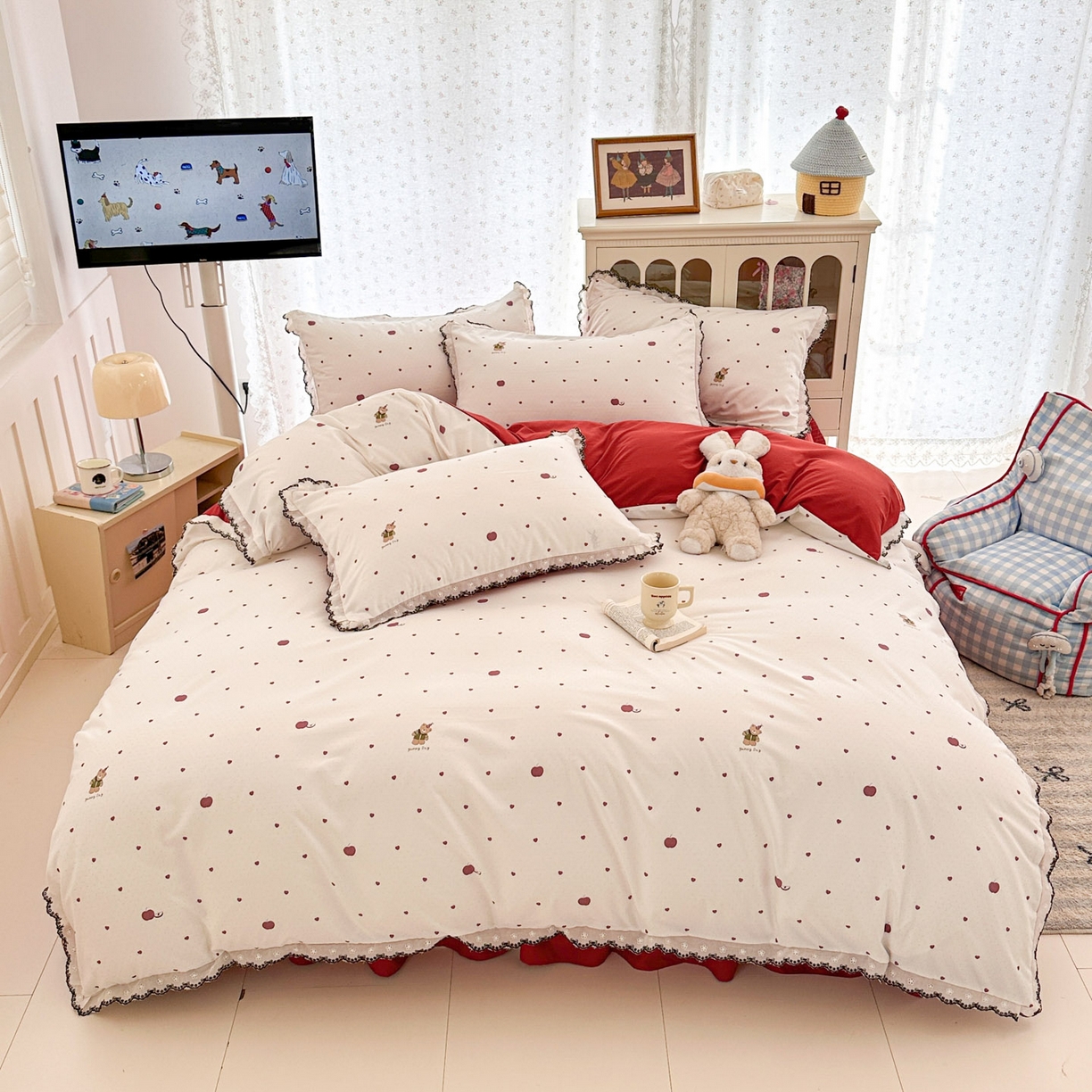 91家纺网 家纺一手货源 找家纺 莱米家纺 2026春夏新款亲肤花边全棉床盖四件套 苹果小熊