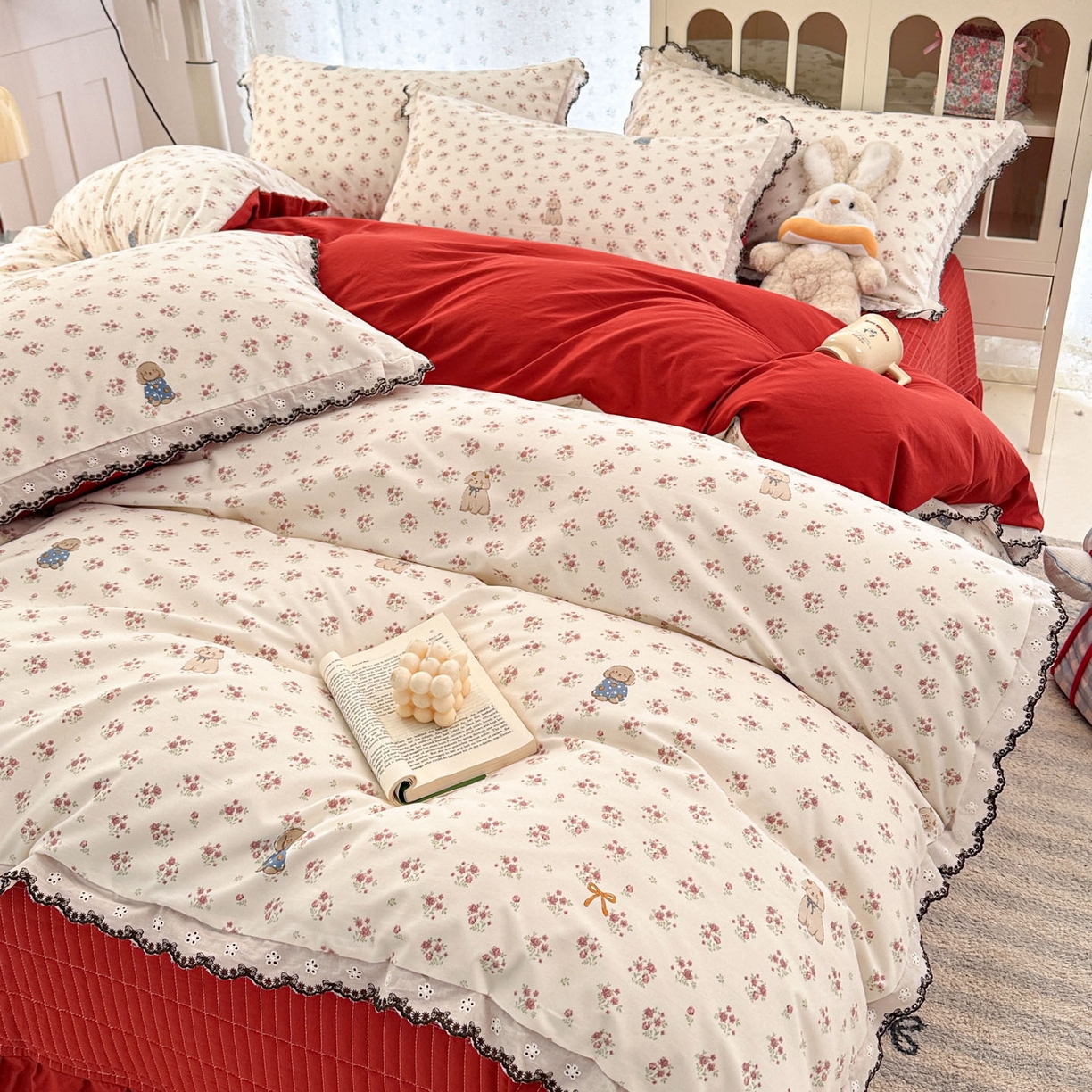 91家纺网 家纺一手货源 找家纺 莱米家纺 2026春夏新款亲肤花边全棉床盖四件套 花团锦簇