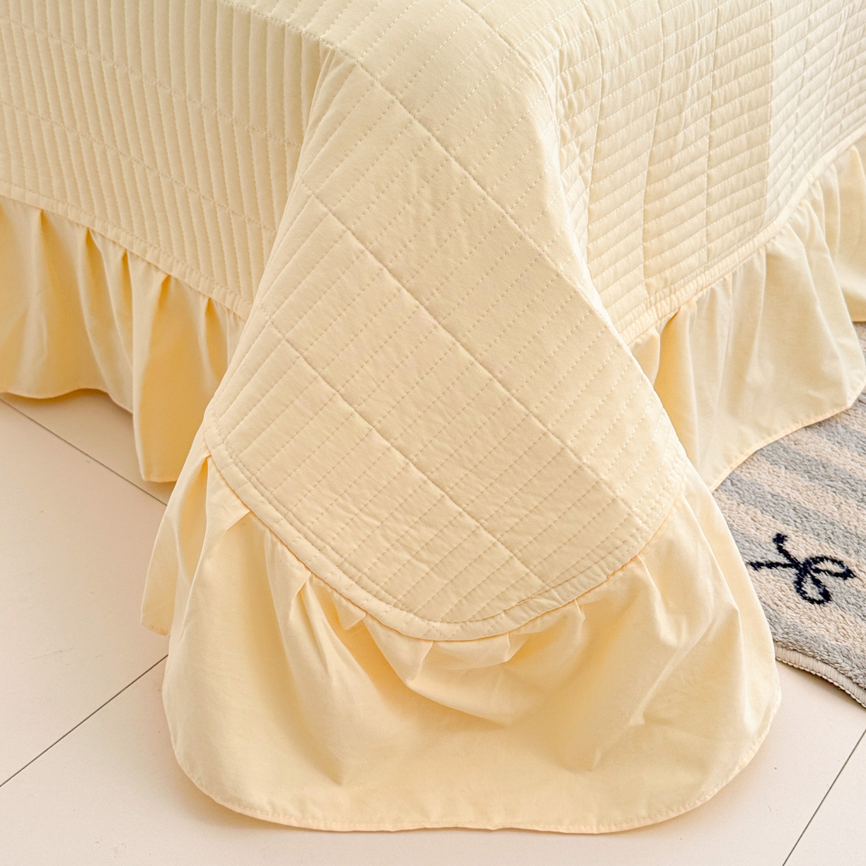 91家纺网 家纺一手货源 找家纺 莱米家纺 2026春夏新款亲肤花边全棉床盖四件套 小彩虹