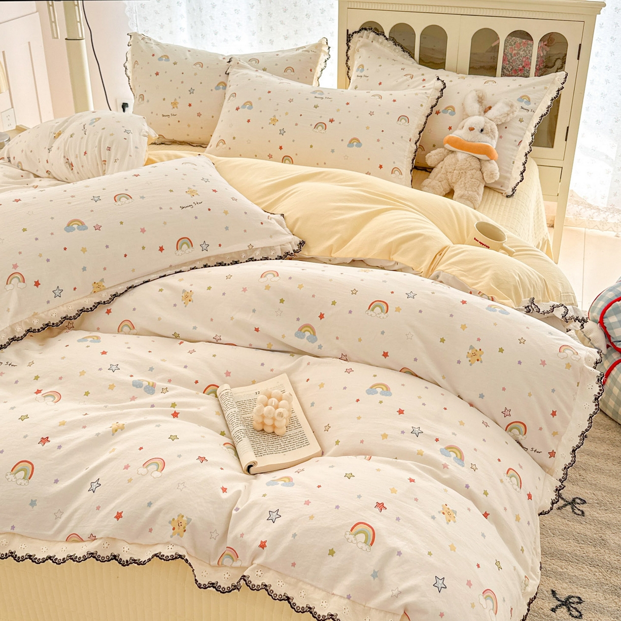 91家纺网 家纺一手货源 找家纺 莱米家纺 2026春夏新款亲肤花边全棉床盖四件套 小彩虹