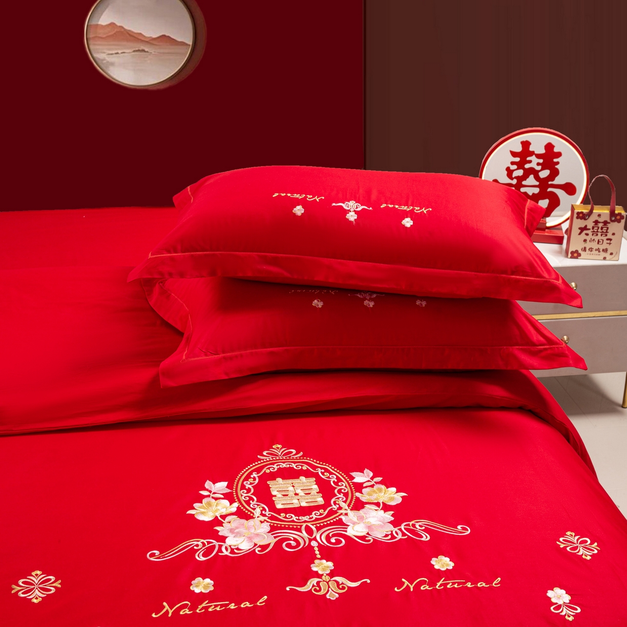 91家纺网 家纺一手货源 找家纺 银石 2025新款长绒棉婚庆绣花四件套 花团锦簇