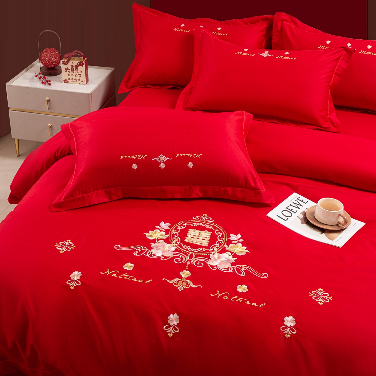 91家纺网 家纺一手货源 找家纺 银石 2025新款长绒棉婚庆绣花四件套 花团锦簇