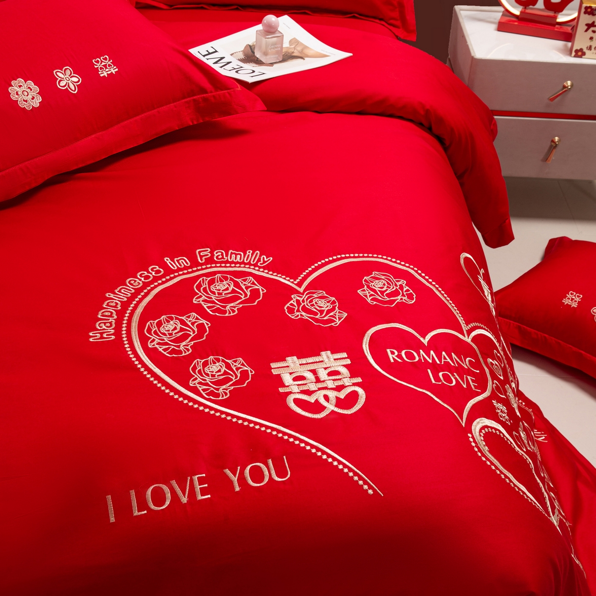 91家纺网 家纺一手货源 找家纺 银石 2025新款长绒棉婚庆绣花四件套 浪漫爱情