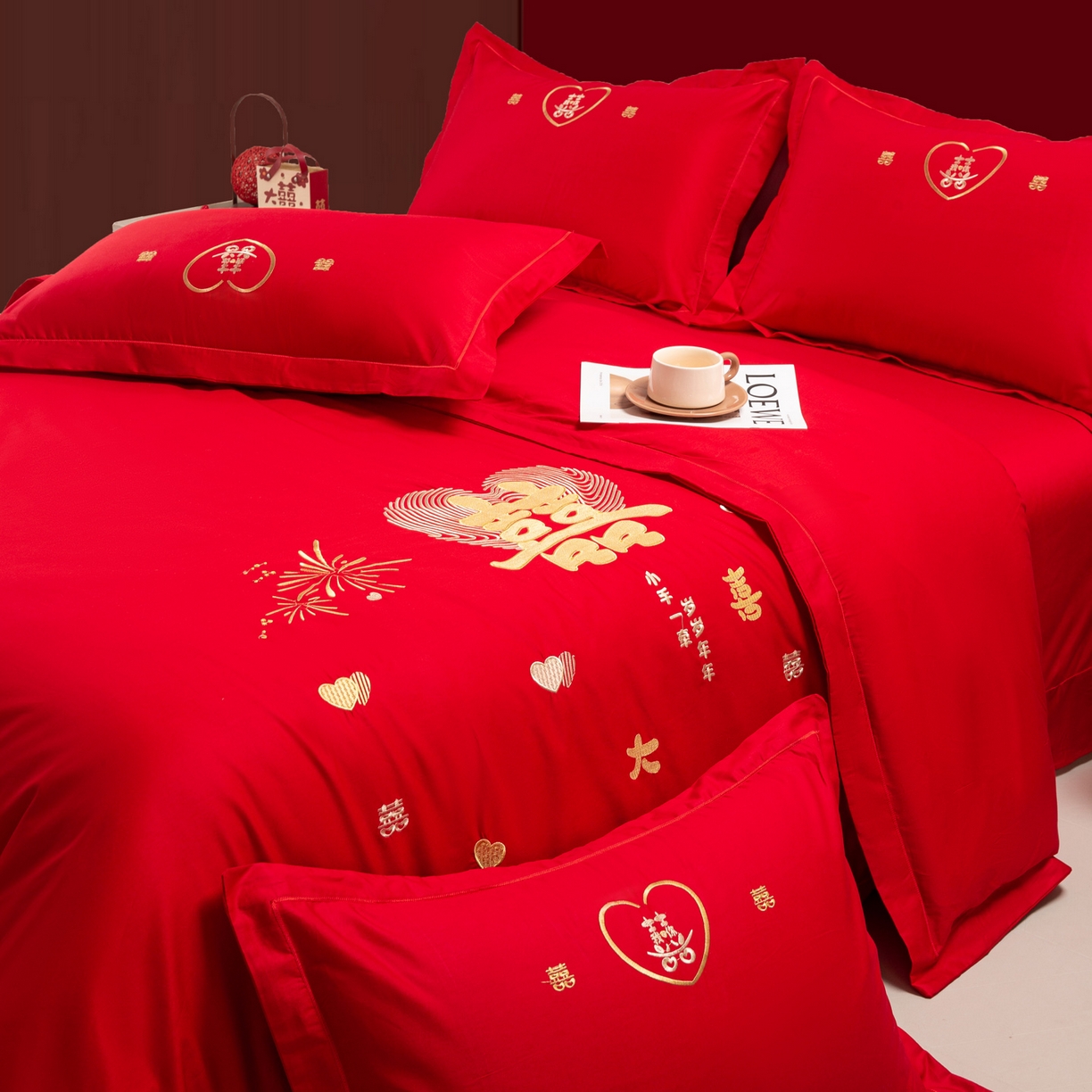 91家纺网 家纺一手货源 找家纺 银石 2025新款长绒棉婚庆绣花四件套 情投意合