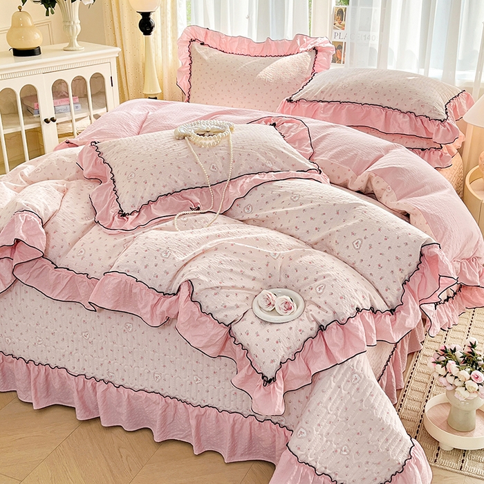 91家纺网 家纺一手货源 找家纺 （总）妮恒美 2026新款法式床盖款泡芙纱四件套