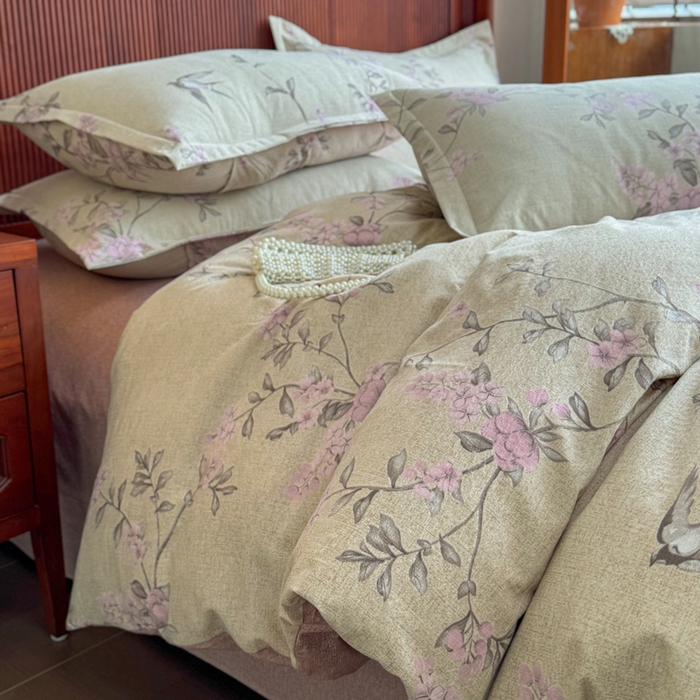 91家纺网 家纺一手货源 找家纺 洁柔家纺工厂店 2026春夏秋冬爆款新品高克重加厚原麻亚麻皱皱纱印花四件套 绽放