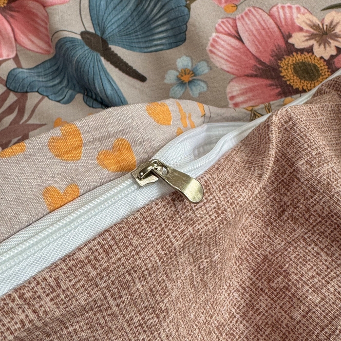 91家纺网 家纺一手货源 找家纺 洁柔家纺工厂店 2026春夏秋冬爆款新品高克重加厚原麻亚麻皱皱纱印花四件套 蝶恋花语